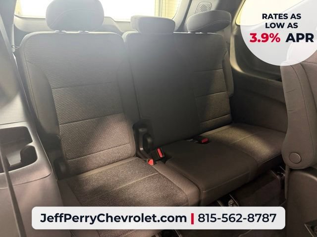 New 2027 Chevrolet Traverse LT w/ Driver Confidence Package AWD/4WD image 23