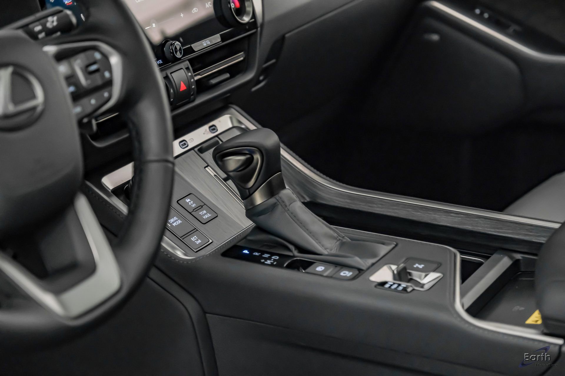 Used 2025 Lexus GX 550 550 Luxury+ 22 VOSSEN WHEELS w/ Accessory Package (2T) image 55