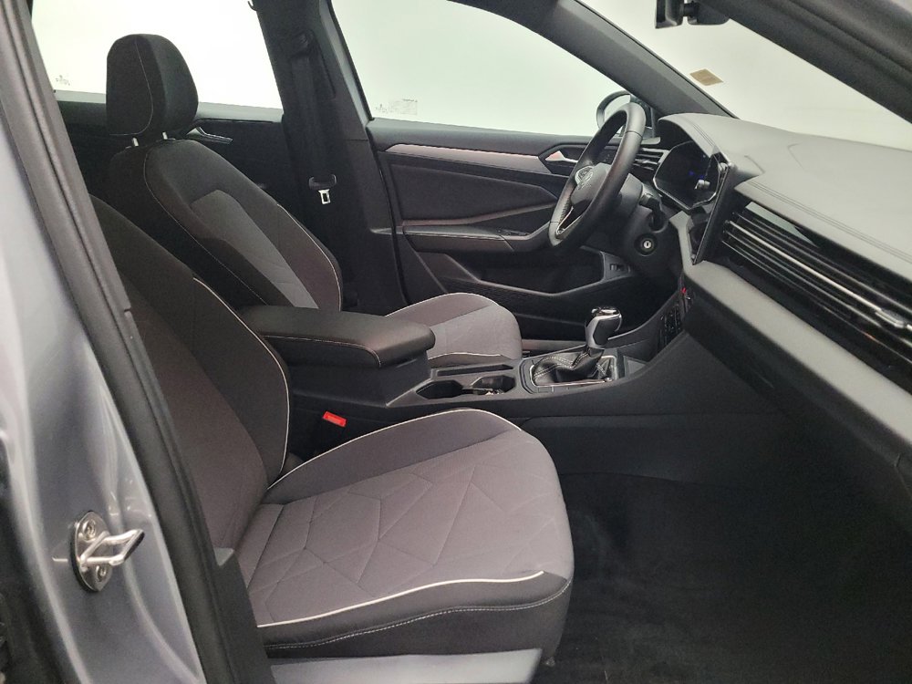 Used 2025 Volkswagen Jetta Sport FWD image 21