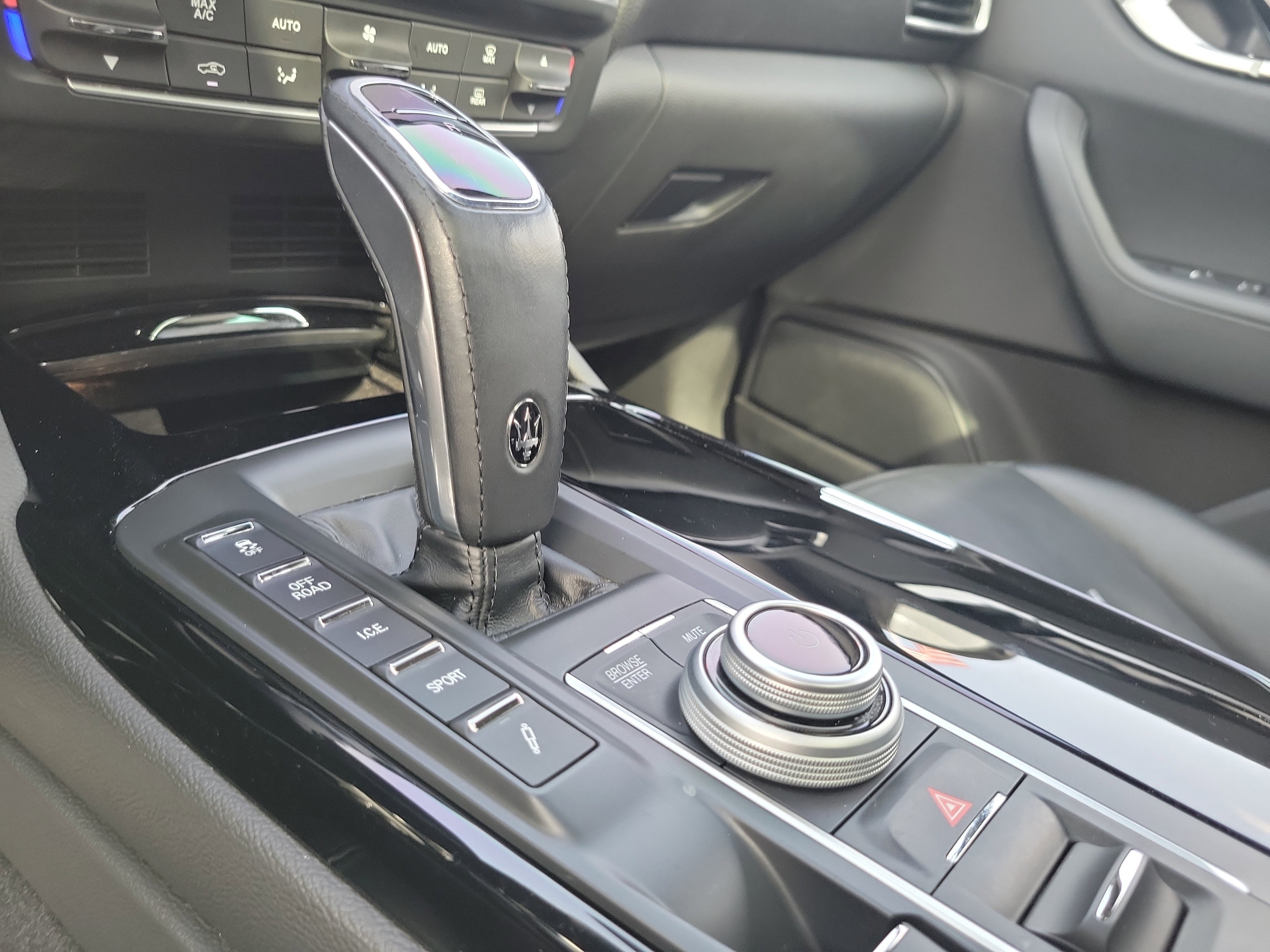 Used 2022 Maserati Levante GT image 23