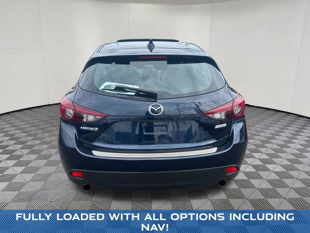 Used 2016 MAZDA MAZDA3 i Touring w/ Popular Equipment Package FWD image 4