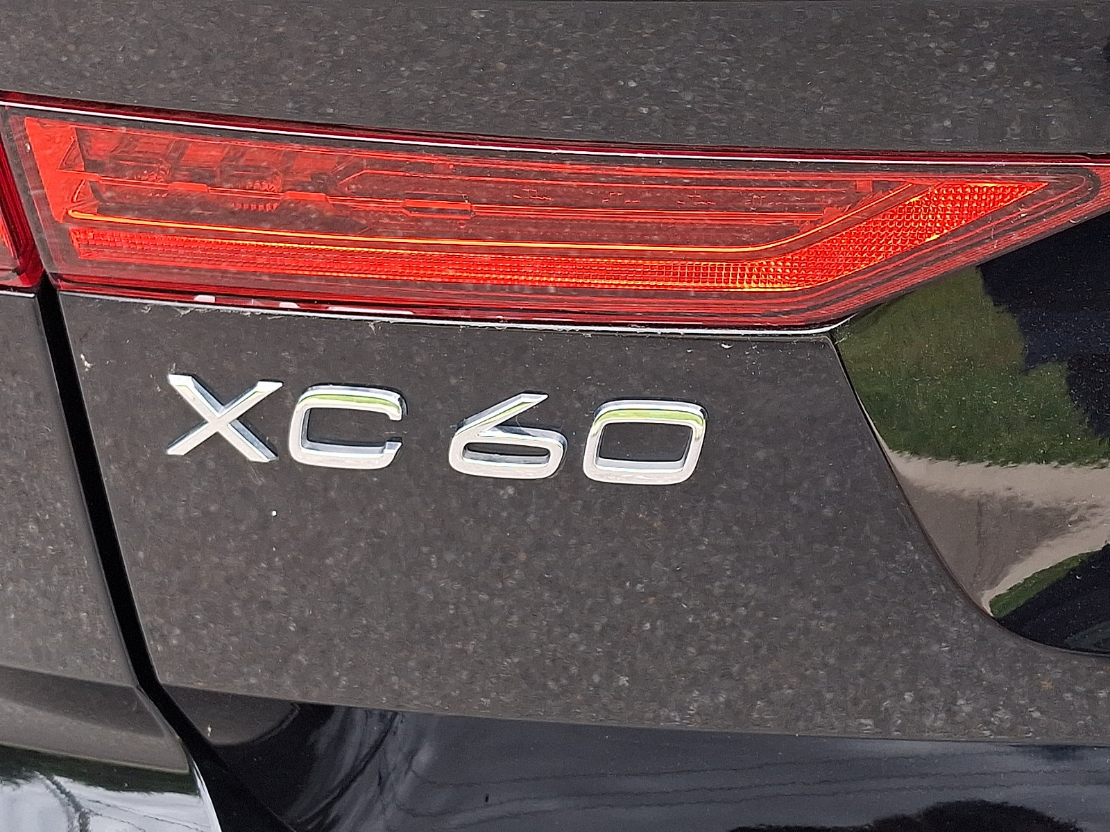 Certified 2023 Volvo XC60 B5 Ultimate w/ Climate Package AWD/4WD image 33