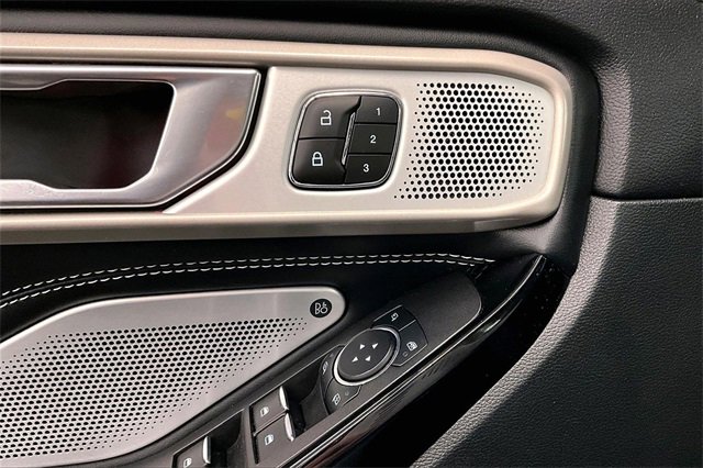 Used 2023 Ford Explorer ST w/ Technology Package image 37