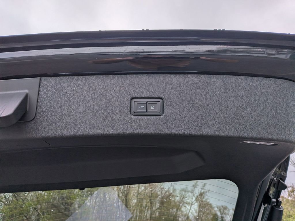 New 2026 Audi Q8 Premium Plus AWD/4WD image 22