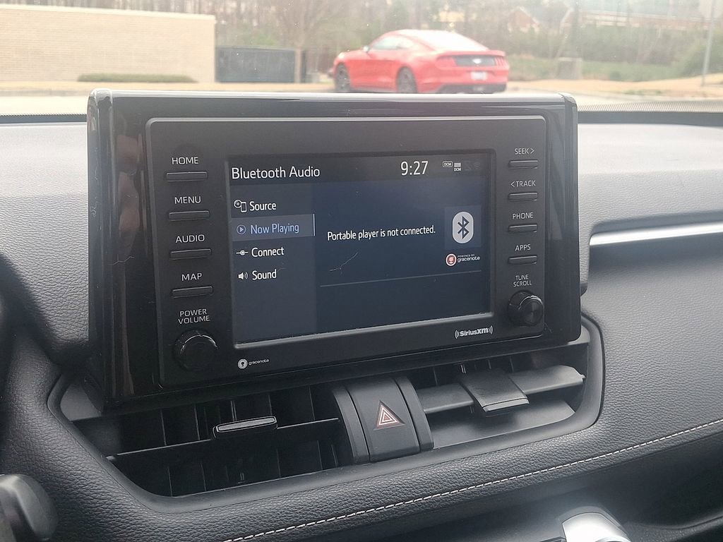 Used 2021 Toyota RAV4 XLE image 17