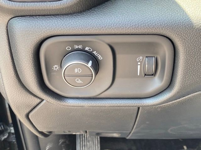 New 2025 RAM 2500 Tradesman image 25