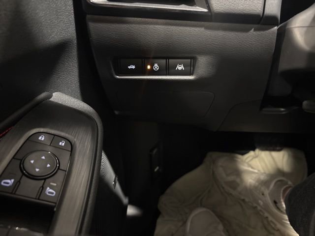 New 2026 Nissan Sentra SR w/ SR Premium Package image 16