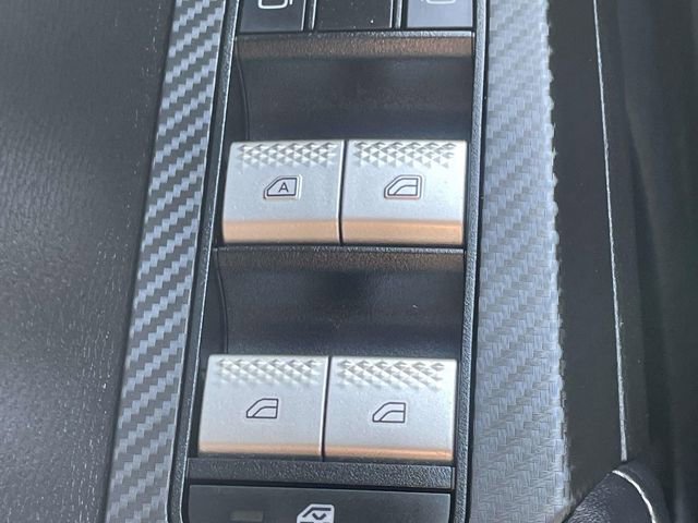 Used 2024 Mitsubishi Outlander ES AWD/4WD image 26