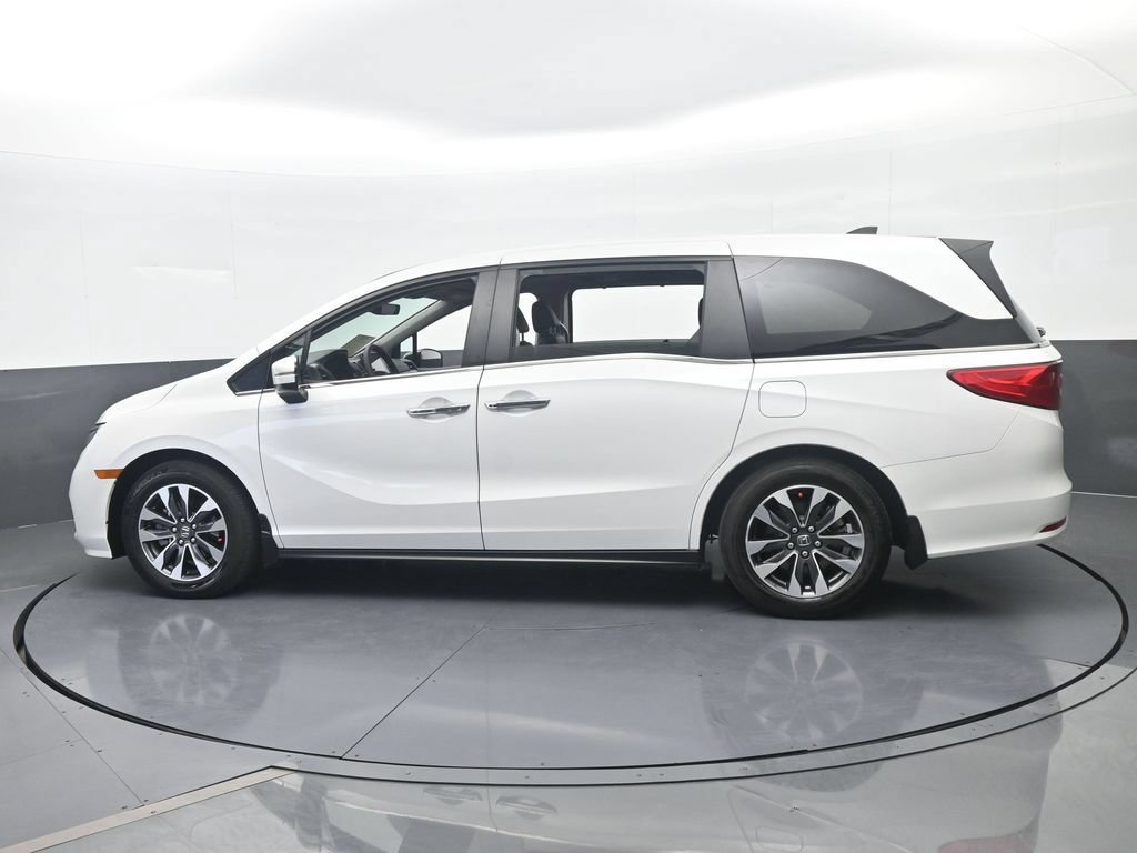 Used 2024 Honda Odyssey EX-L image 3