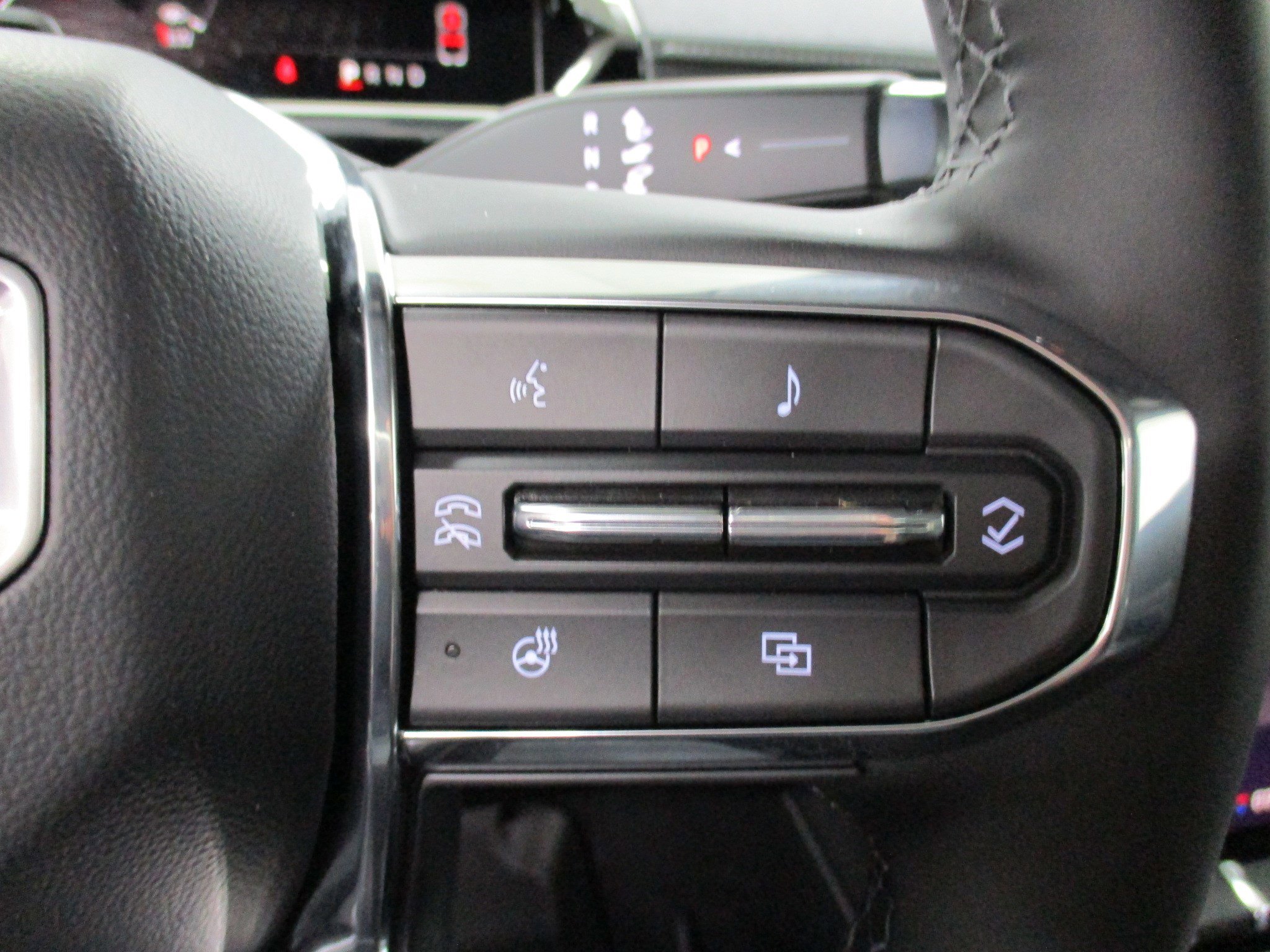 New 2025 GMC Sierra EV Denali image 22