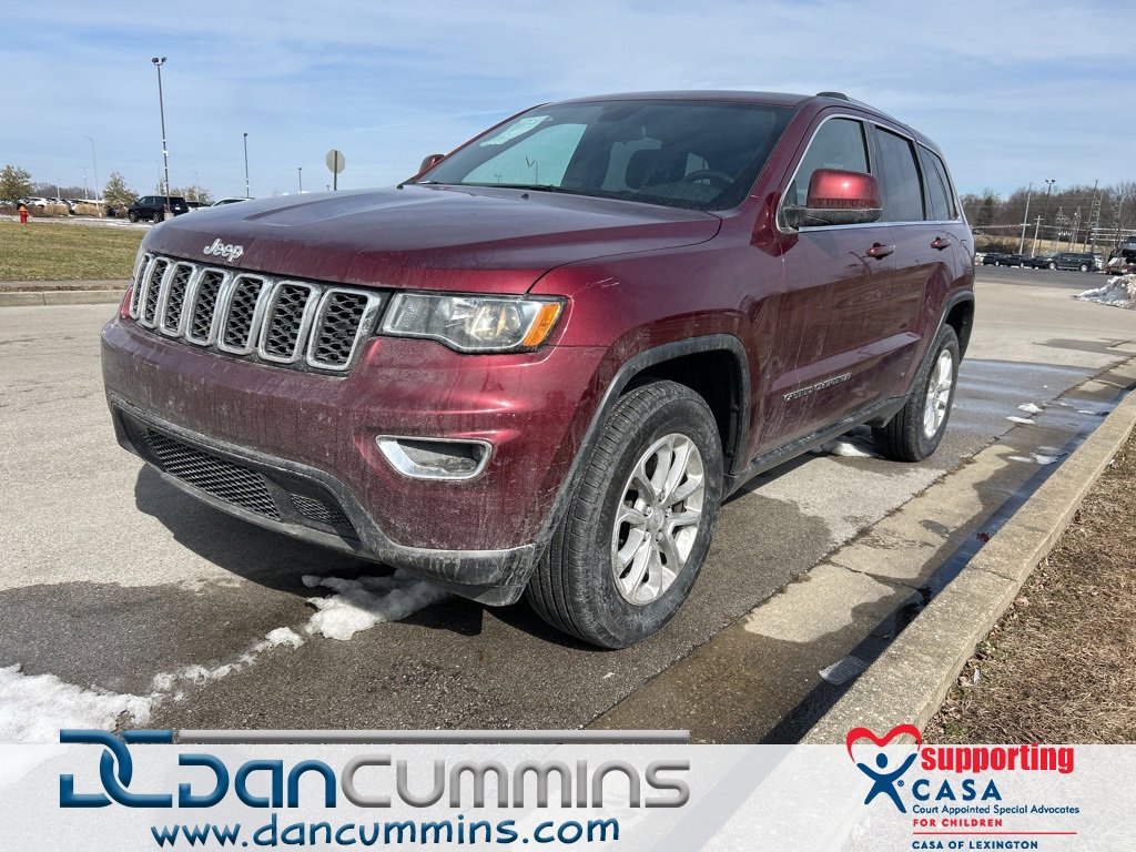 Used 2021 Jeep Grand Cherokee Laredo image 1