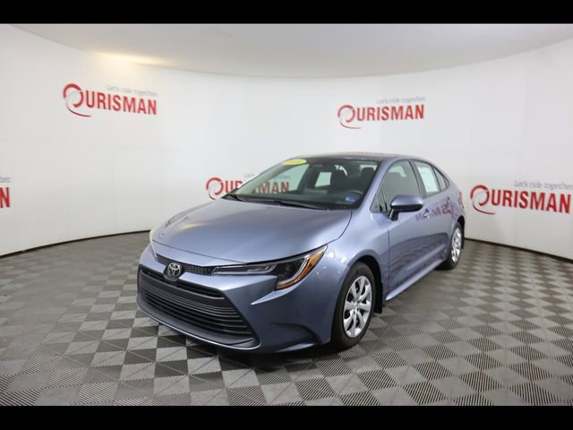 Used 2024 Toyota Corolla LE image 4