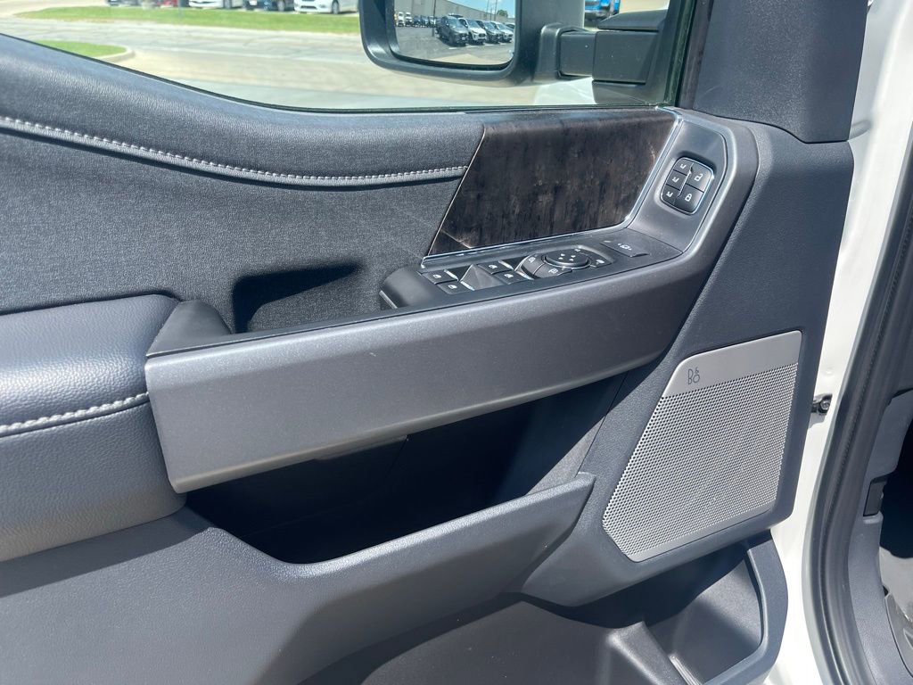 New 2025 Ford F250 Lariat w/ Lariat Ultimate Package image 34