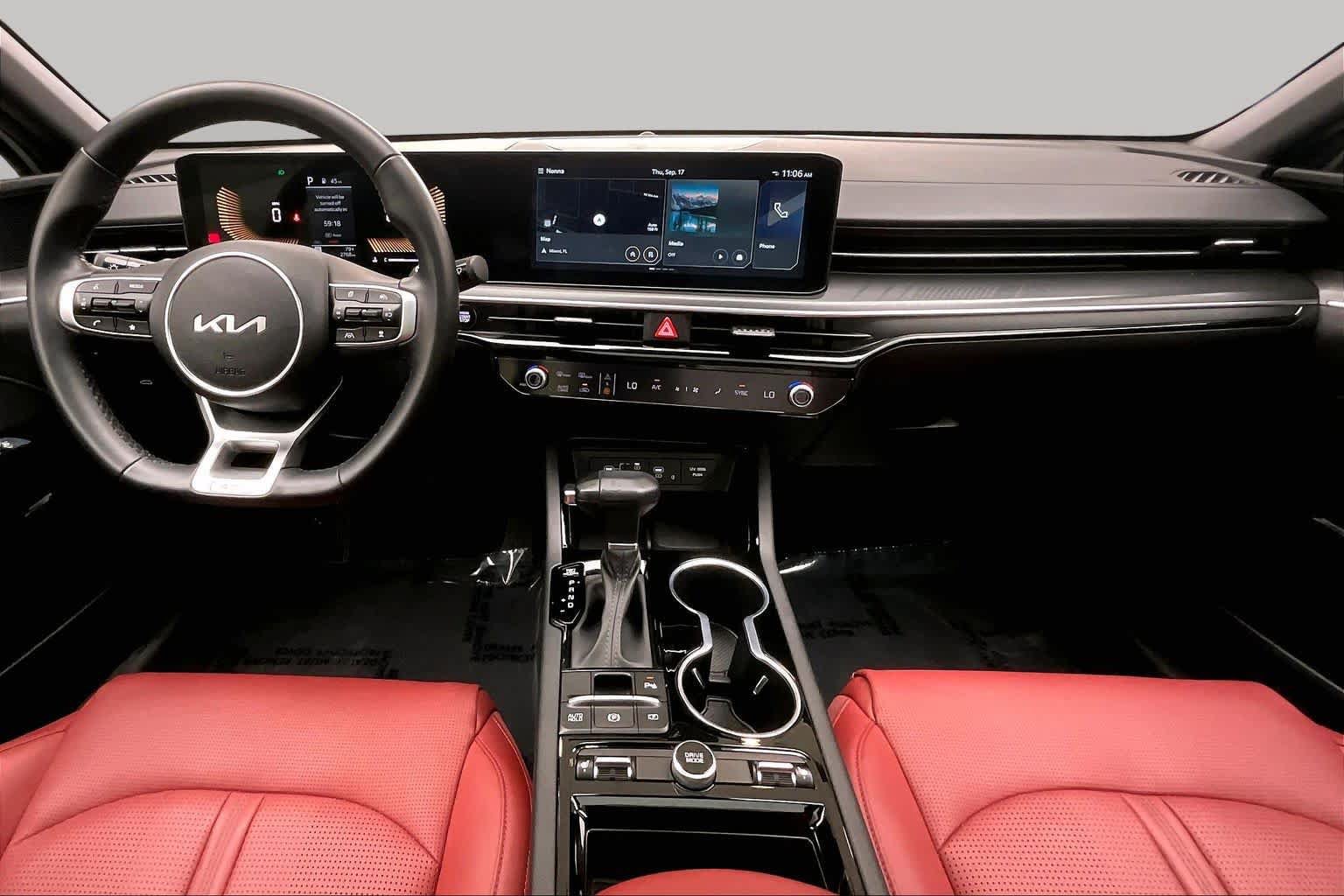 Used 2026 Kia K5 GT-Line w/ GT-Line Premium Package FWD image 16