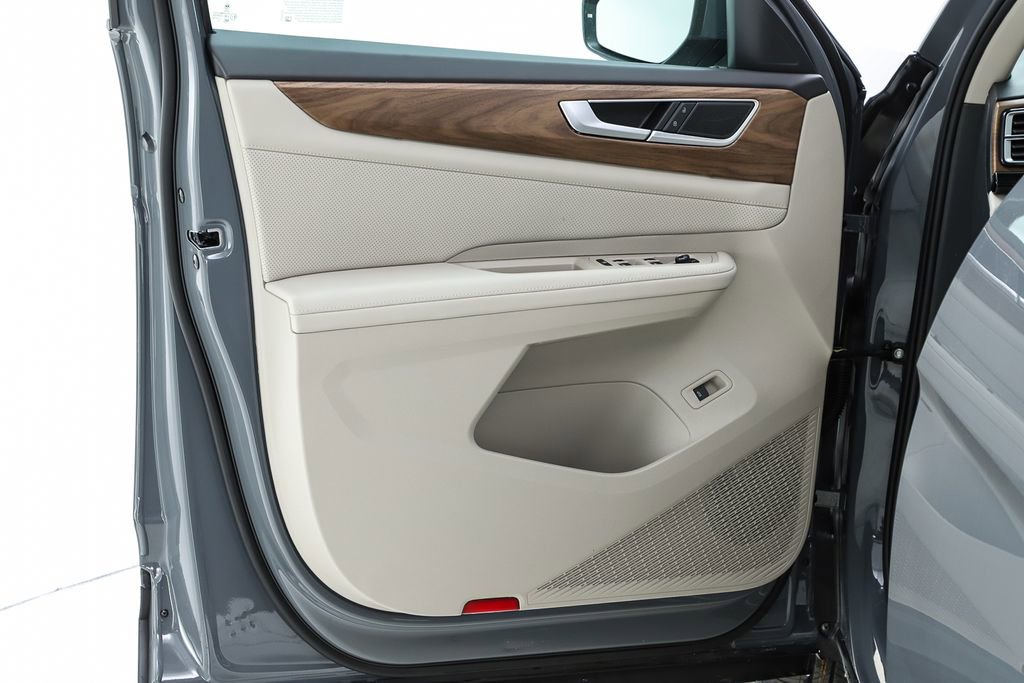 New 2026 Volkswagen Atlas SE image 18