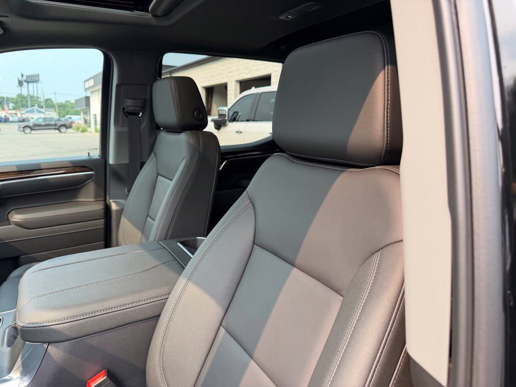New 2026 GMC Sierra 1500 Elevation w/ Elevation Premium Package AWD/4WD image 14