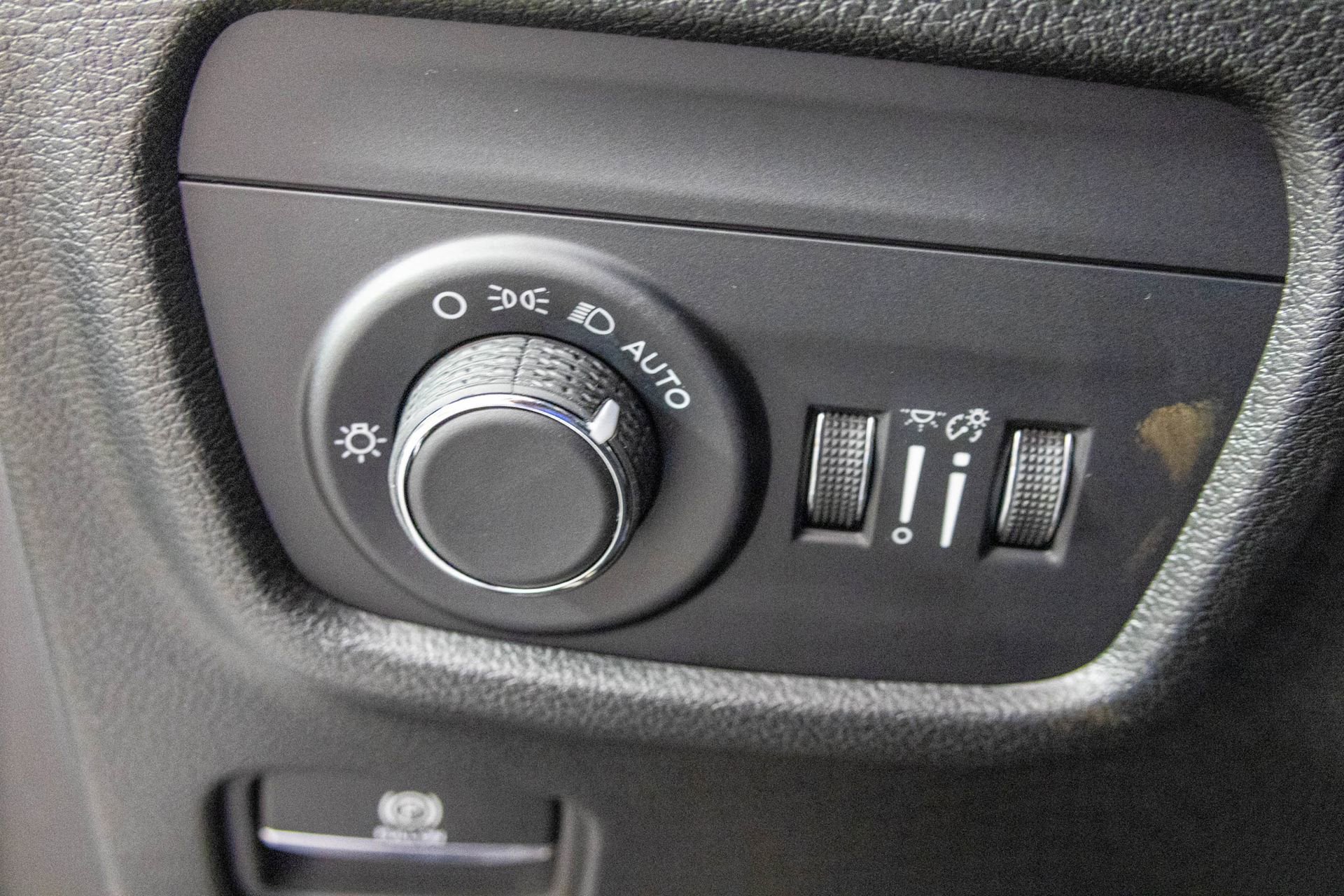 New 2025 Jeep Grand Cherokee L Altitude image 20