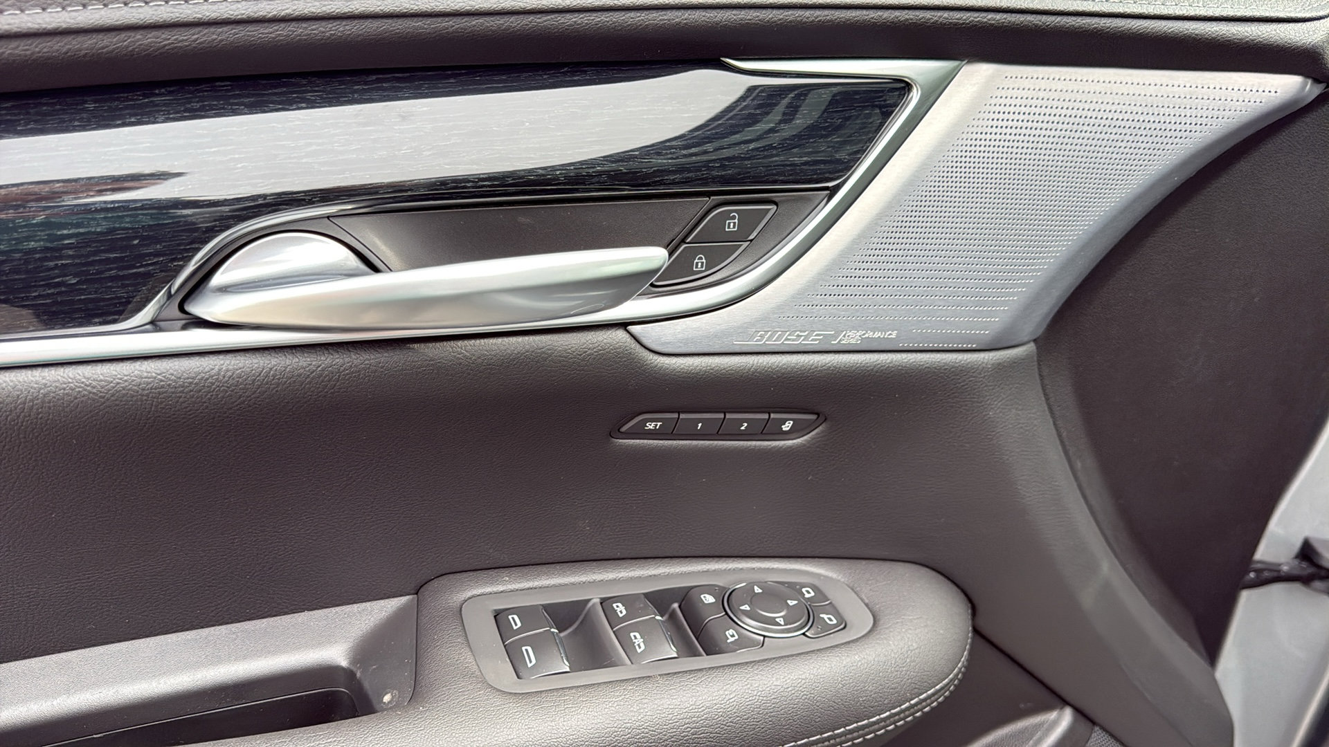 New 2026 Cadillac XT5 Premium Luxury w/ Driver Assist Package image 11