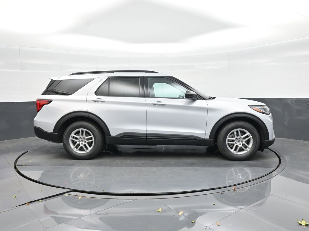 New 2026 Ford Explorer Active w/ Active Comfort Package image 16