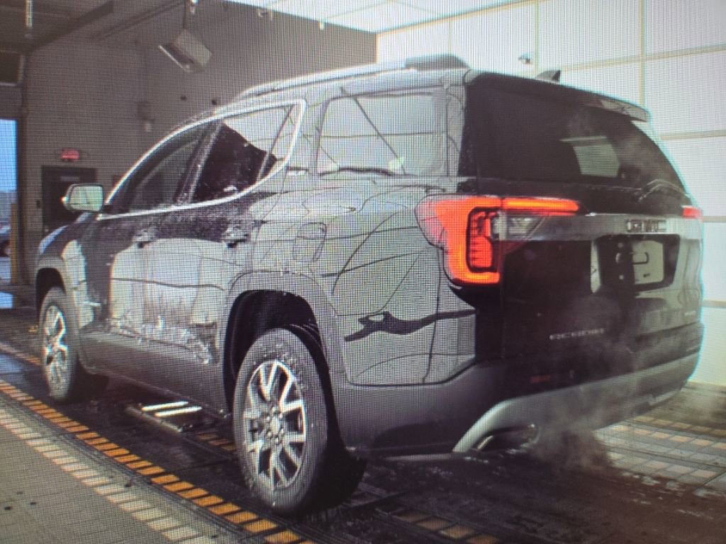 Used 2023 GMC Acadia SLE w/ Driver Convenience Package image 5