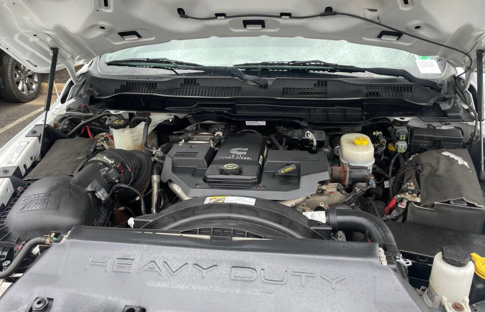 Used 2014 RAM 3500 Tradesman image 26