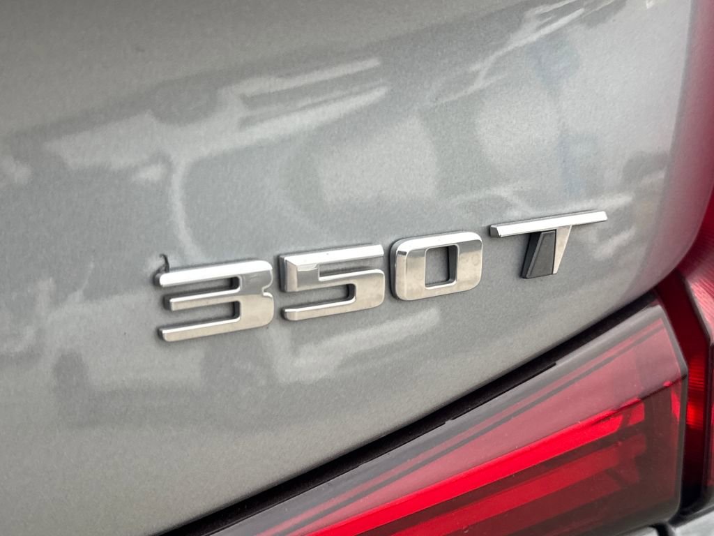 Certified 2025 Cadillac XT4 Premium Luxury image 9