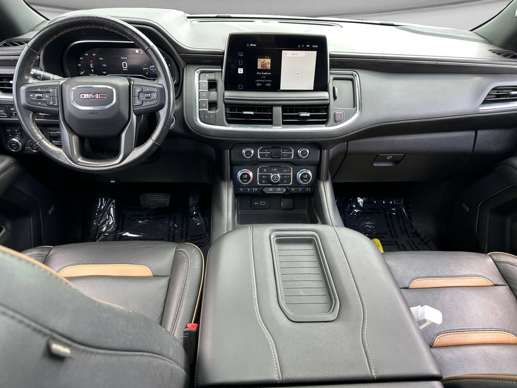 Used 2022 GMC Yukon XL AT4 w/ AT4 Premium Plus Package AWD/4WD image 20