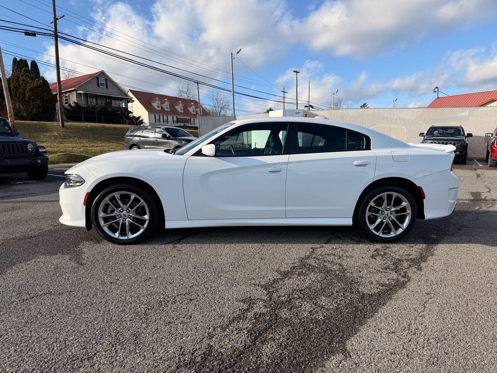 Used 2022 Dodge Charger GT w/ Plus Group image 3