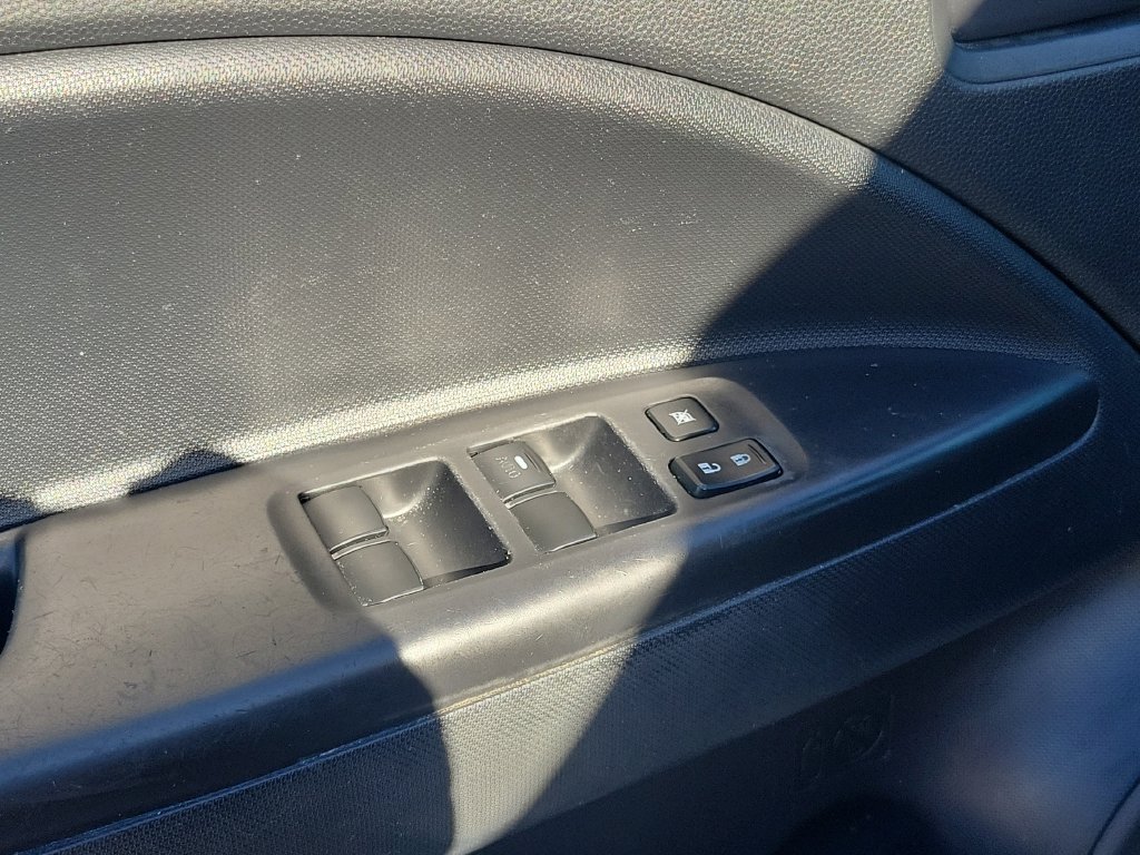 Used 2021 Mitsubishi Mirage LE FWD image 28