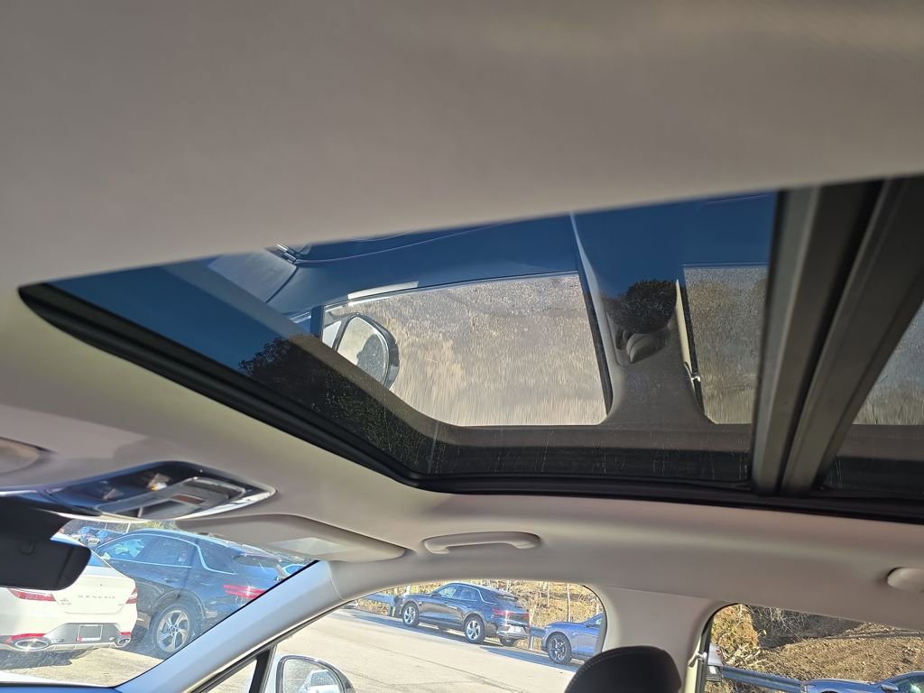 New 2026 Genesis GV70 2.5T Select image 12