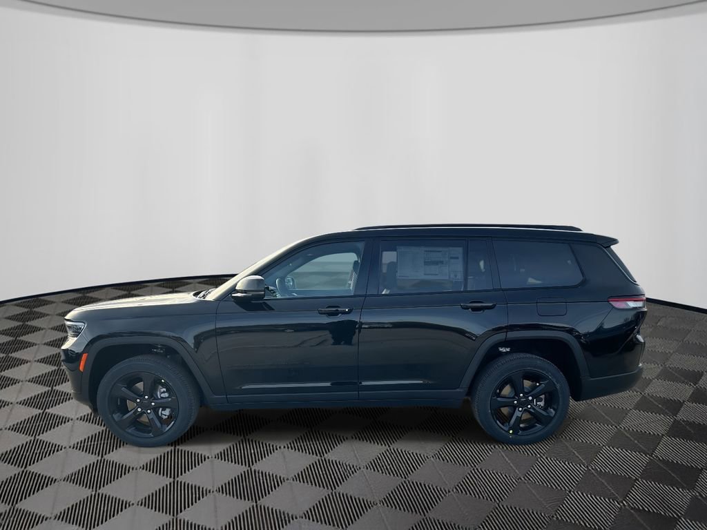 New 2025 Jeep Grand Cherokee L Altitude image 2