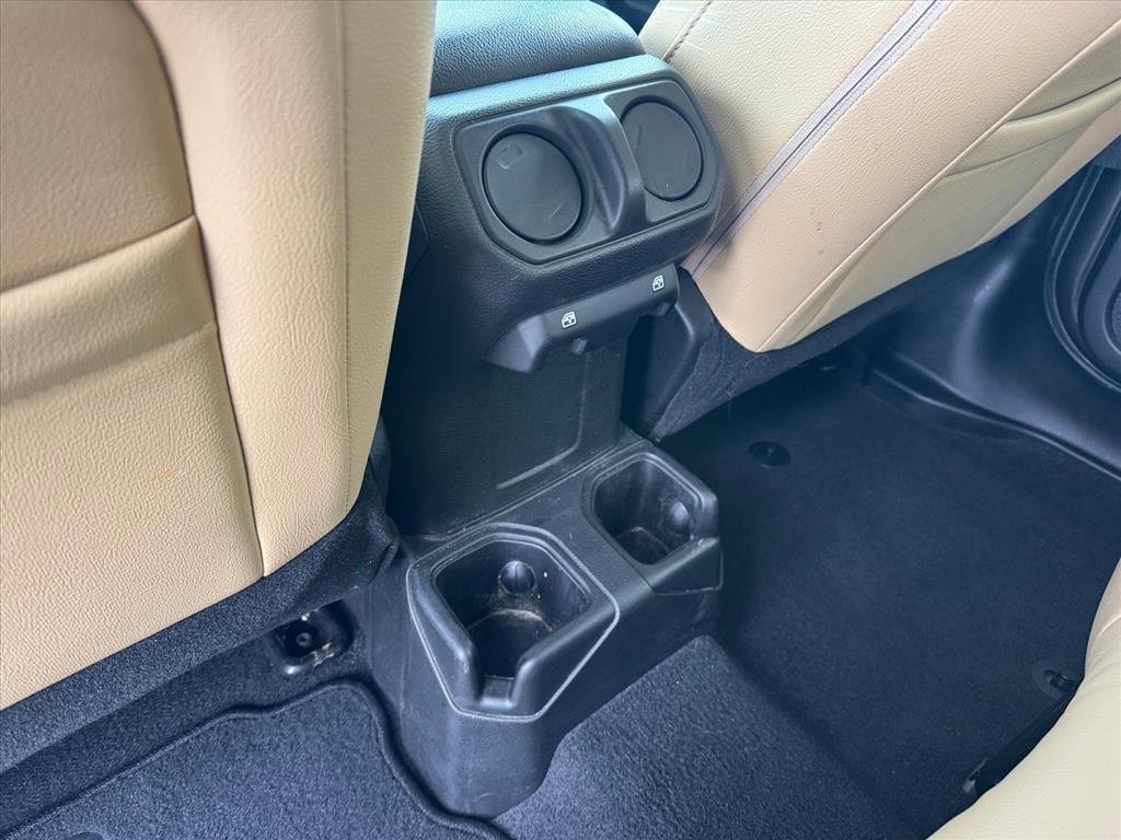 Used 2021 Jeep Wrangler Unlimited Willys image 10