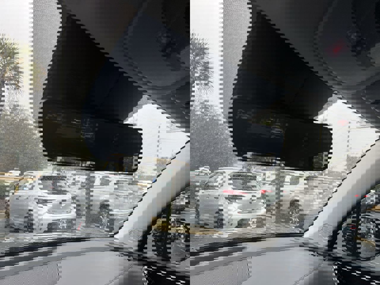 Used 2025 Kia Sorento LX image 27