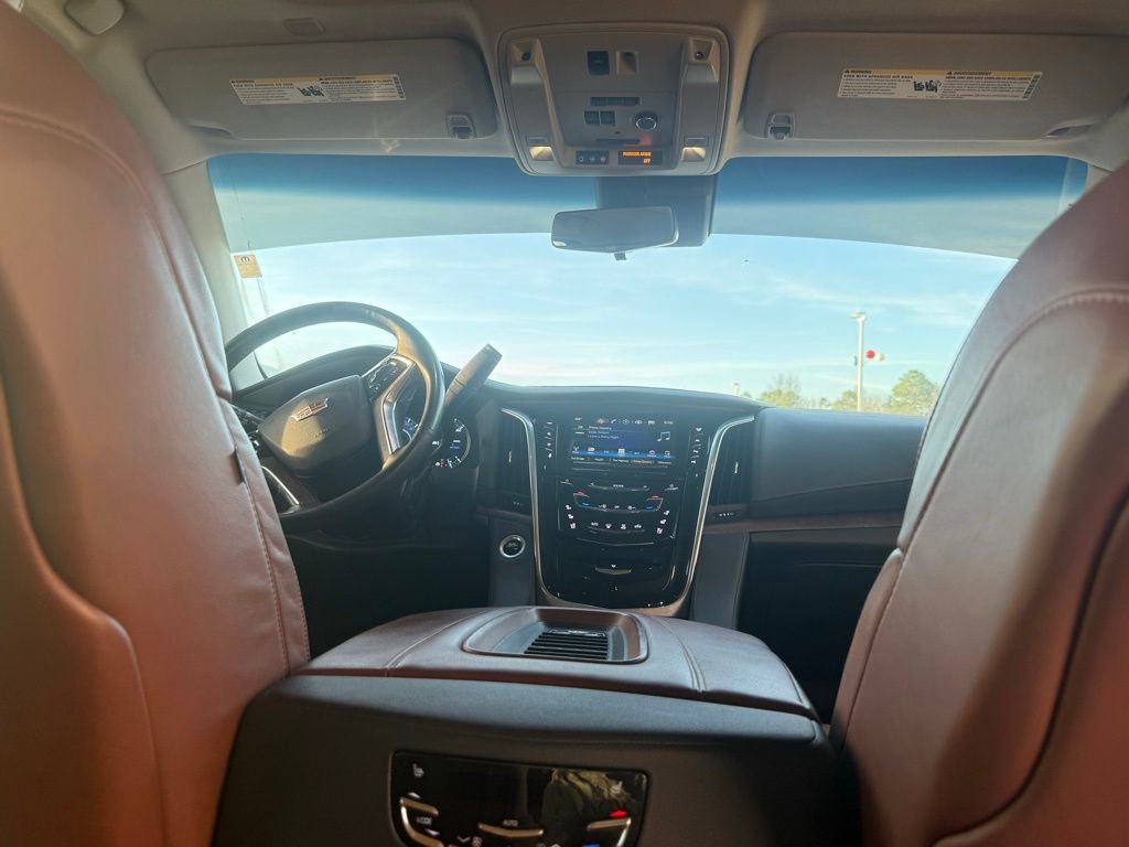 Used 2020 Cadillac Escalade Premium Luxury image 19