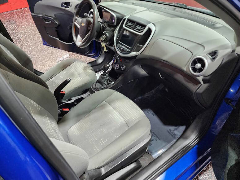 Used 2018 Chevrolet Sonic LS FWD image 12