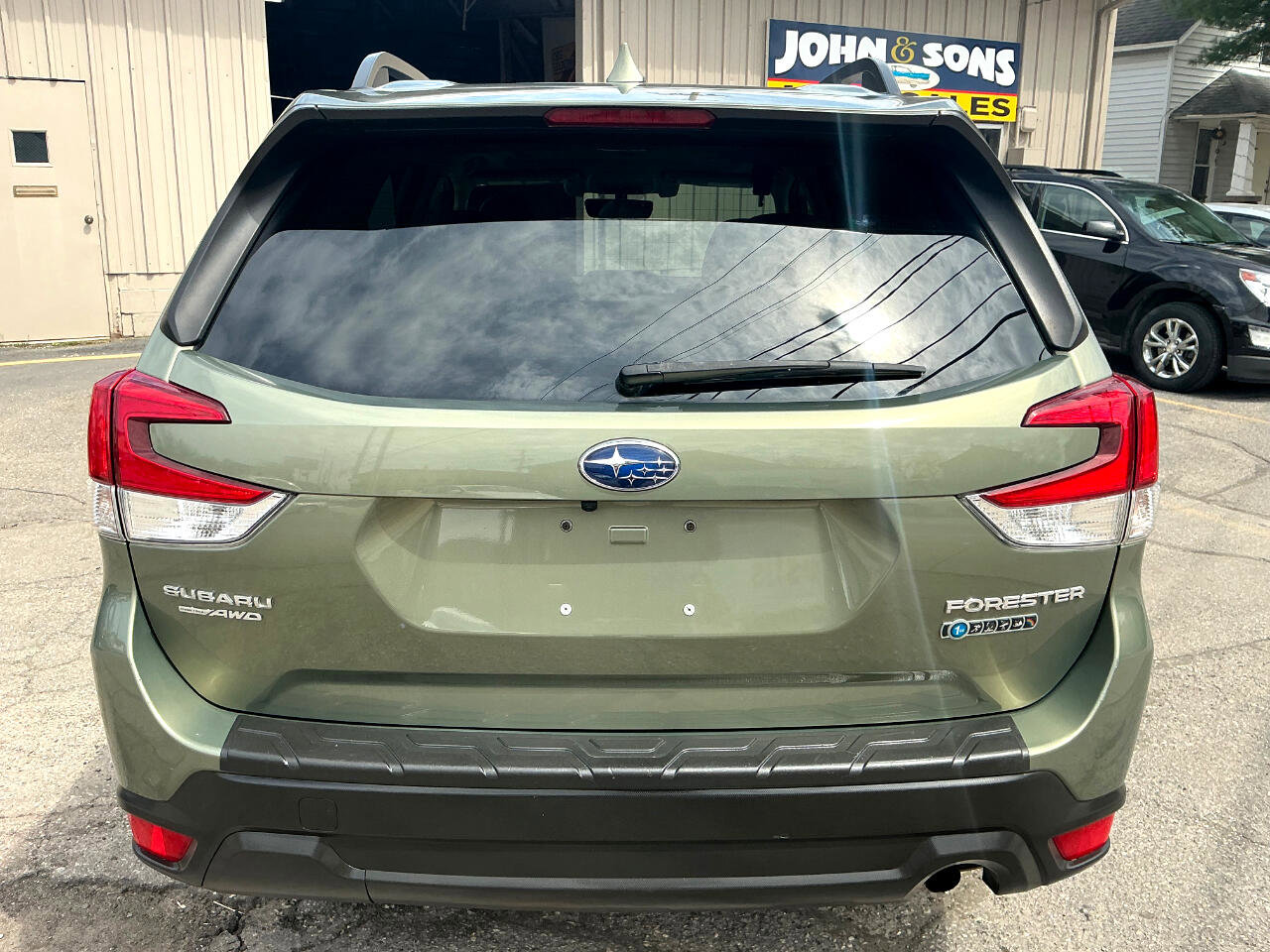 Used 2019 Subaru Forester Premium image 4
