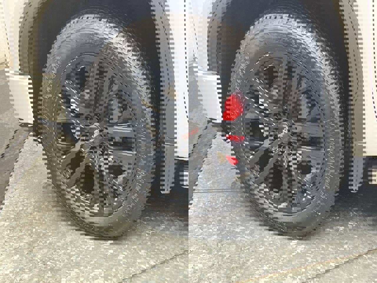 Certified 2020 GMC Sierra 1500 Denali w/ Denali Ultimate Package image 40