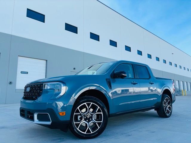 New 2026 Ford Maverick Lariat w/ 4K Tow Package