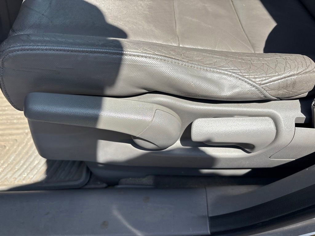 Used 2007 Honda CR-V EX-L image 17
