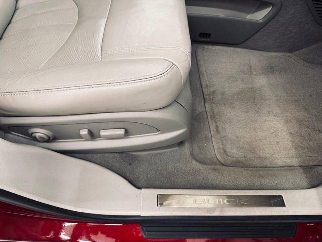 Used 2015 Buick Enclave Leather image 11