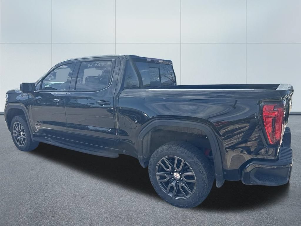 Used 2022 GMC Sierra 1500 AT4 w/ AT4 Carbonpro Edition AWD/4WD image 3