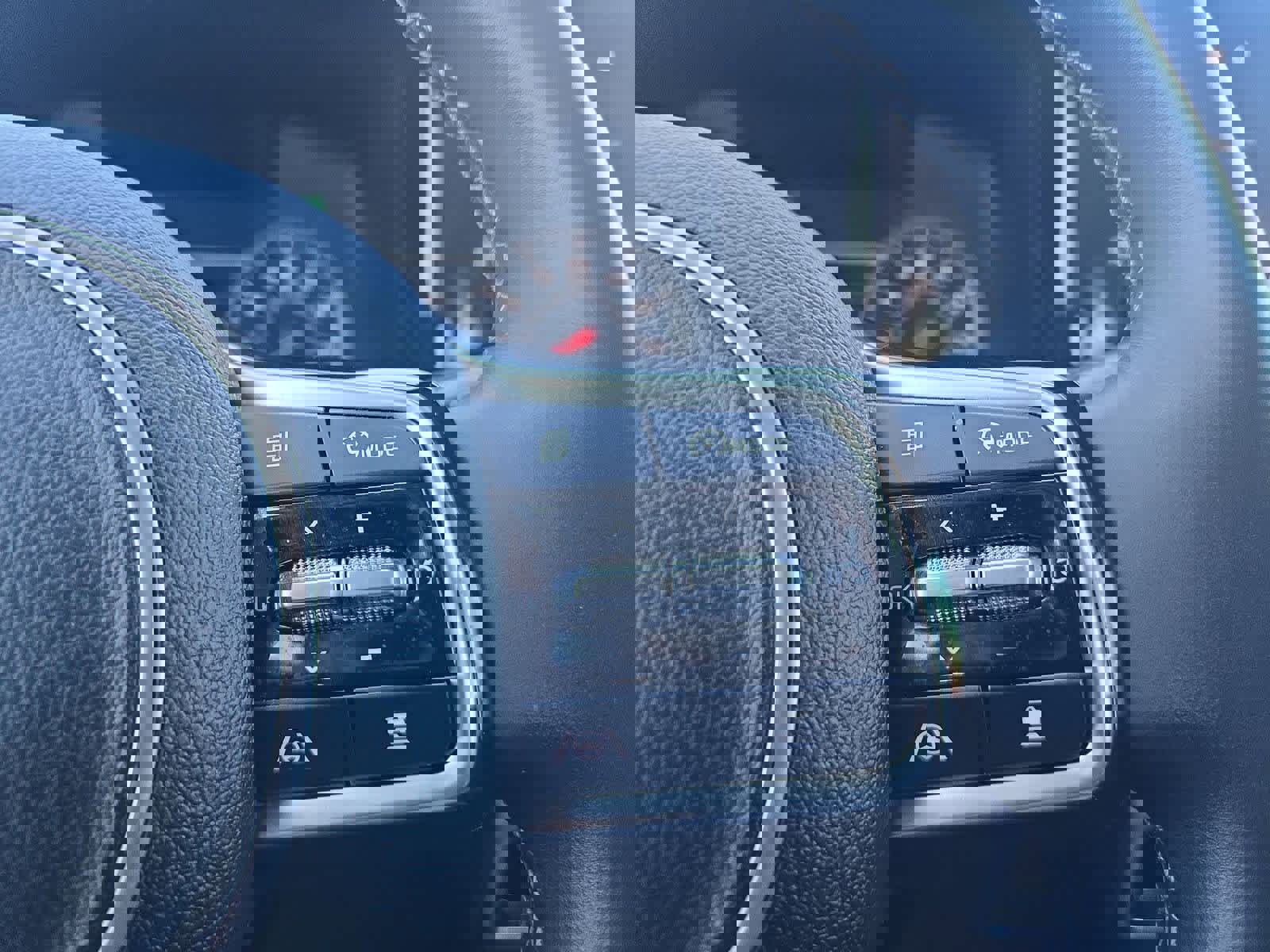 Certified 2022 Kia Sorento SX image 25