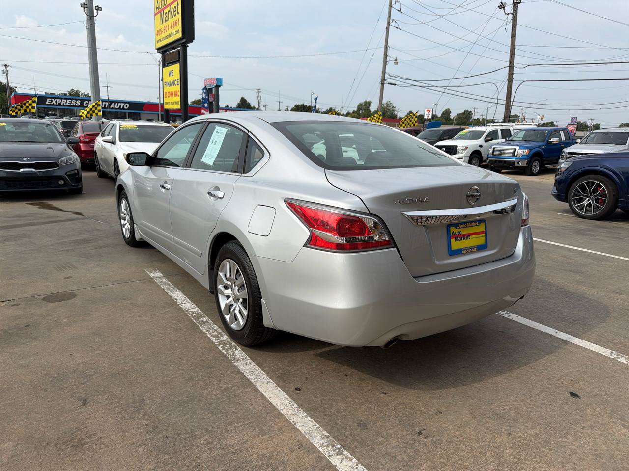 Used 2015 Nissan Altima 2.5 S w/ Power Driver Seat Package FWD image 7