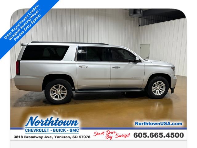 Used 2015 Chevrolet Suburban LT w/ Luxury Package AWD/4WD image 7