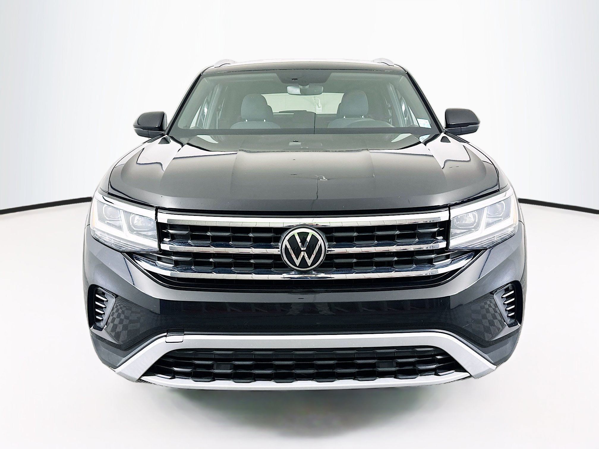 Used 2021 Volkswagen Atlas Cross Sport S AWD/4WD image 2