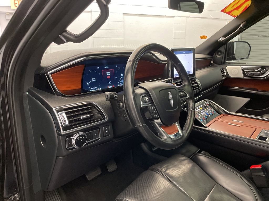 Used 2020 Lincoln Navigator Reserve w/ Equipment Group 208A Reserve image 20
