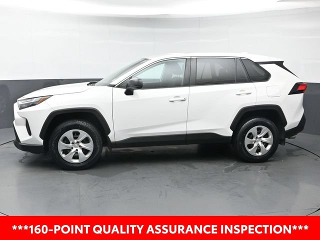 Used 2023 Toyota RAV4 LE AWD/4WD image 2