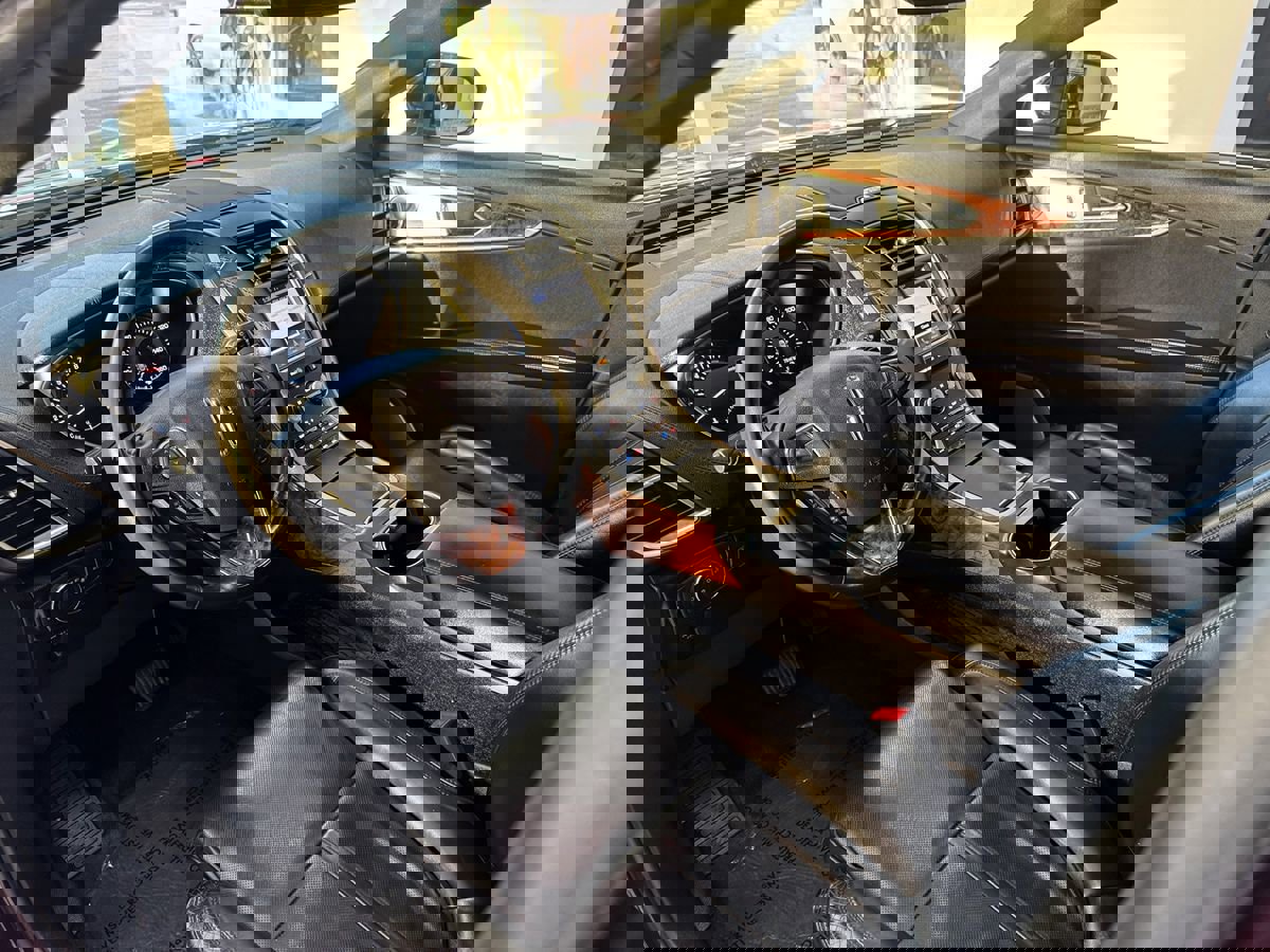 Used 2017 Lincoln MKX Reserve w/ Luxury Package image 12