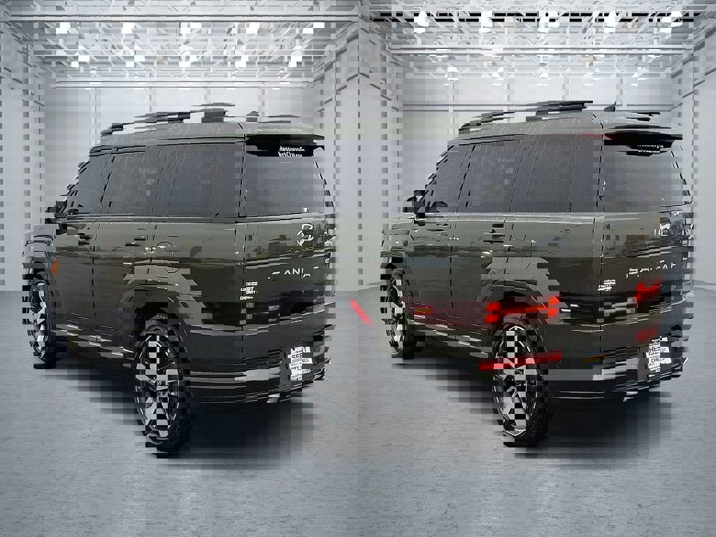 Used 2024 Hyundai Santa Fe Limited image 7