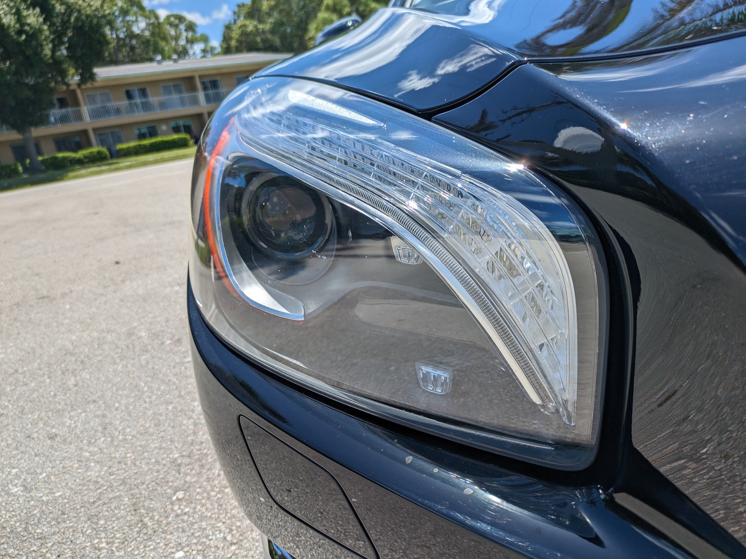 Used 2015 Mercedes-Benz SL 400 image 9
